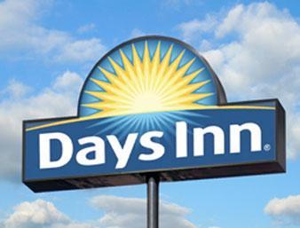 Days Inn & Suites By Wyndham South Gate Exterior photo
